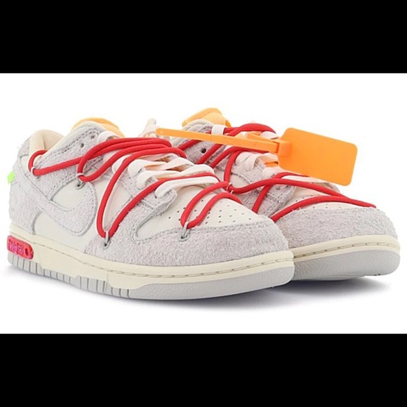 Nike dunks - Picture 1 of 3